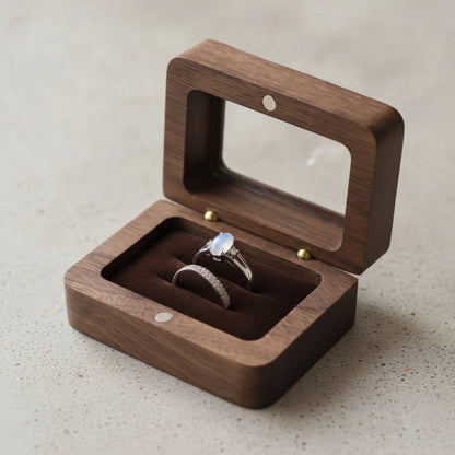 Écrin à bague carré avec couvercle vitré