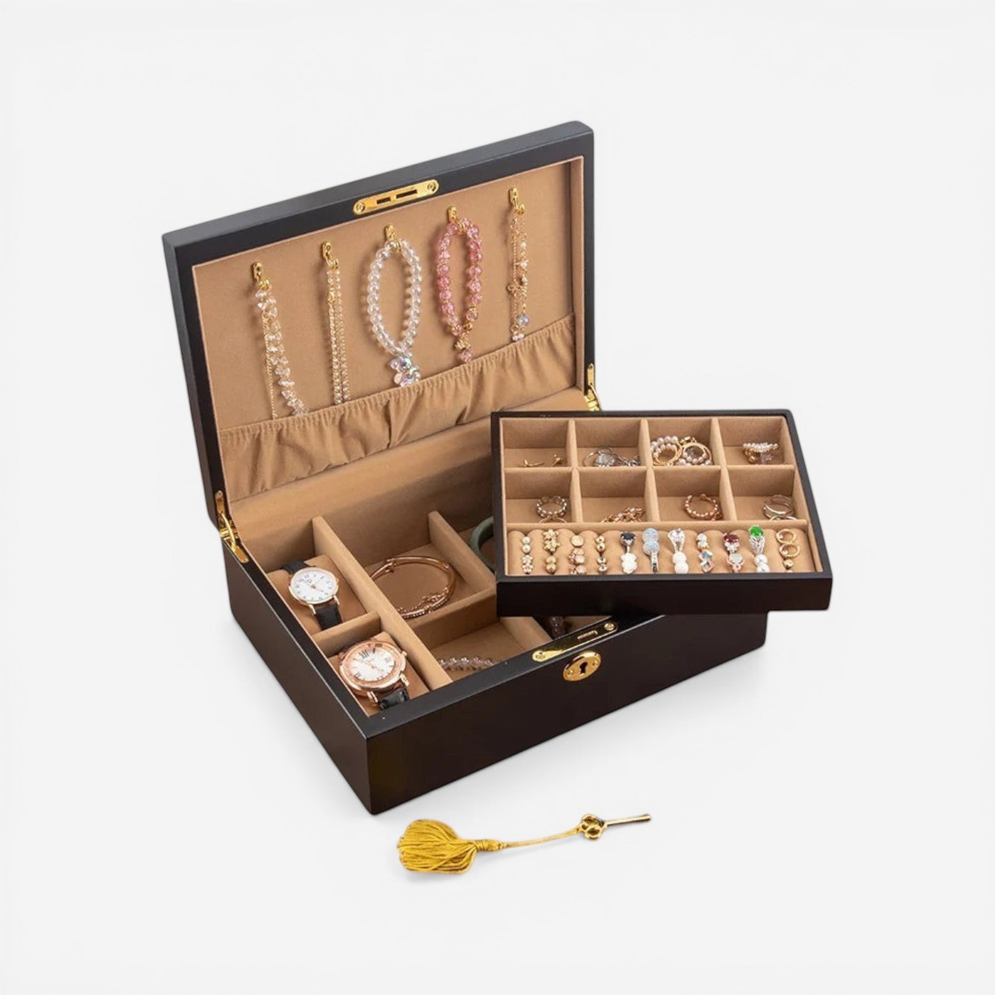 boîte à bijoux en bois classique présentée en différentes positions avec rangement intérieur