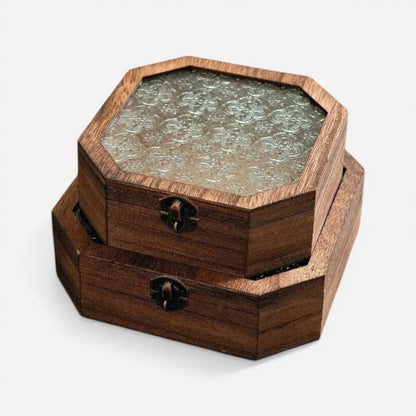 organisateur de bijoux en bois avec couvercle rabattable et design pratique