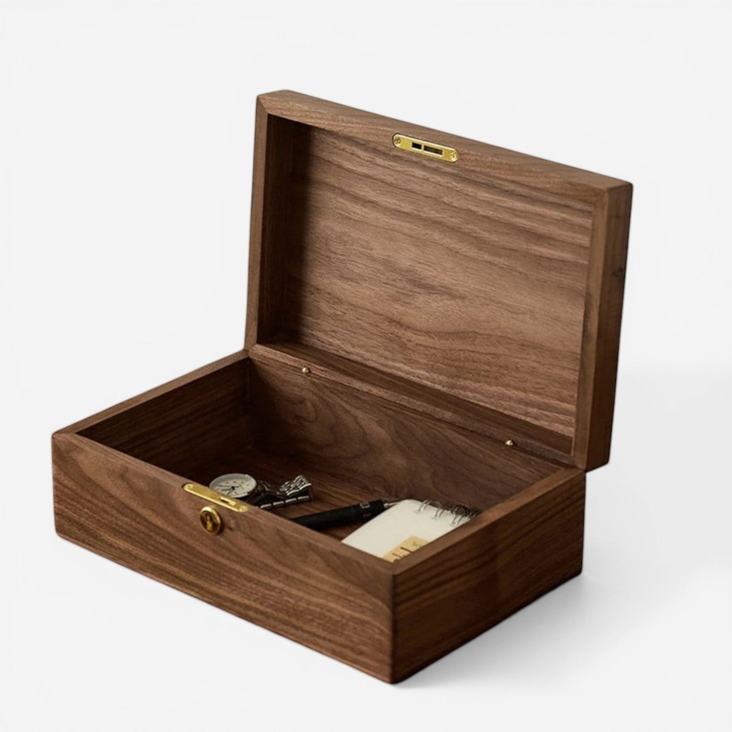 boîte à bijoux en bois massif avec serrure fermée au design élégant