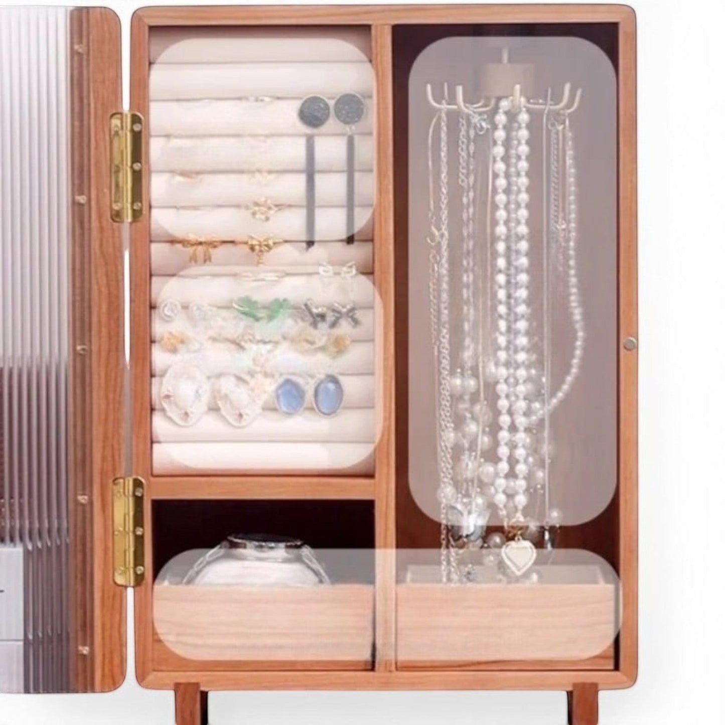 boite à bijoux en bois ouverte avec plusieurs compartiments pour organiser bijoux et accessoires