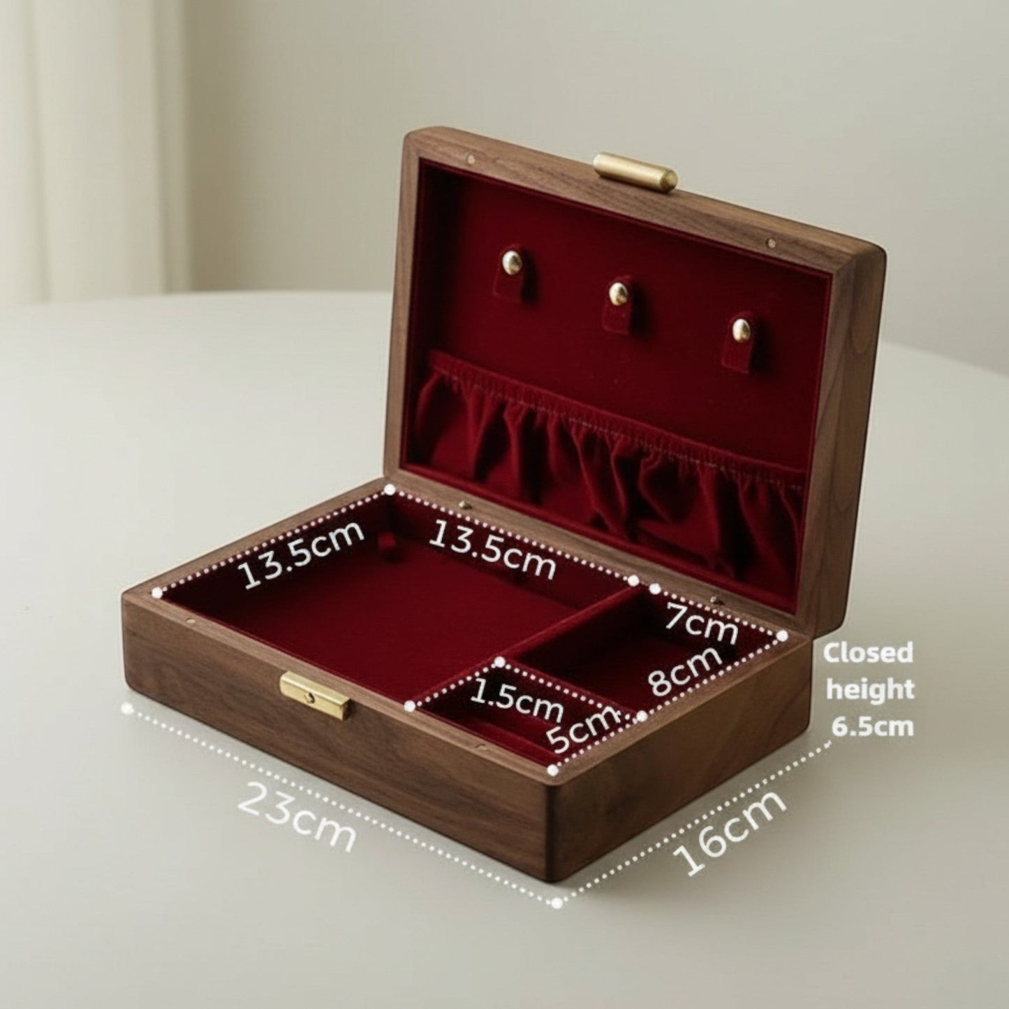 Boîte à bijoux en bois avec couvercle en verre décoratif, élégante et pratique, parfaite pour un rangement soigné au quotidien.