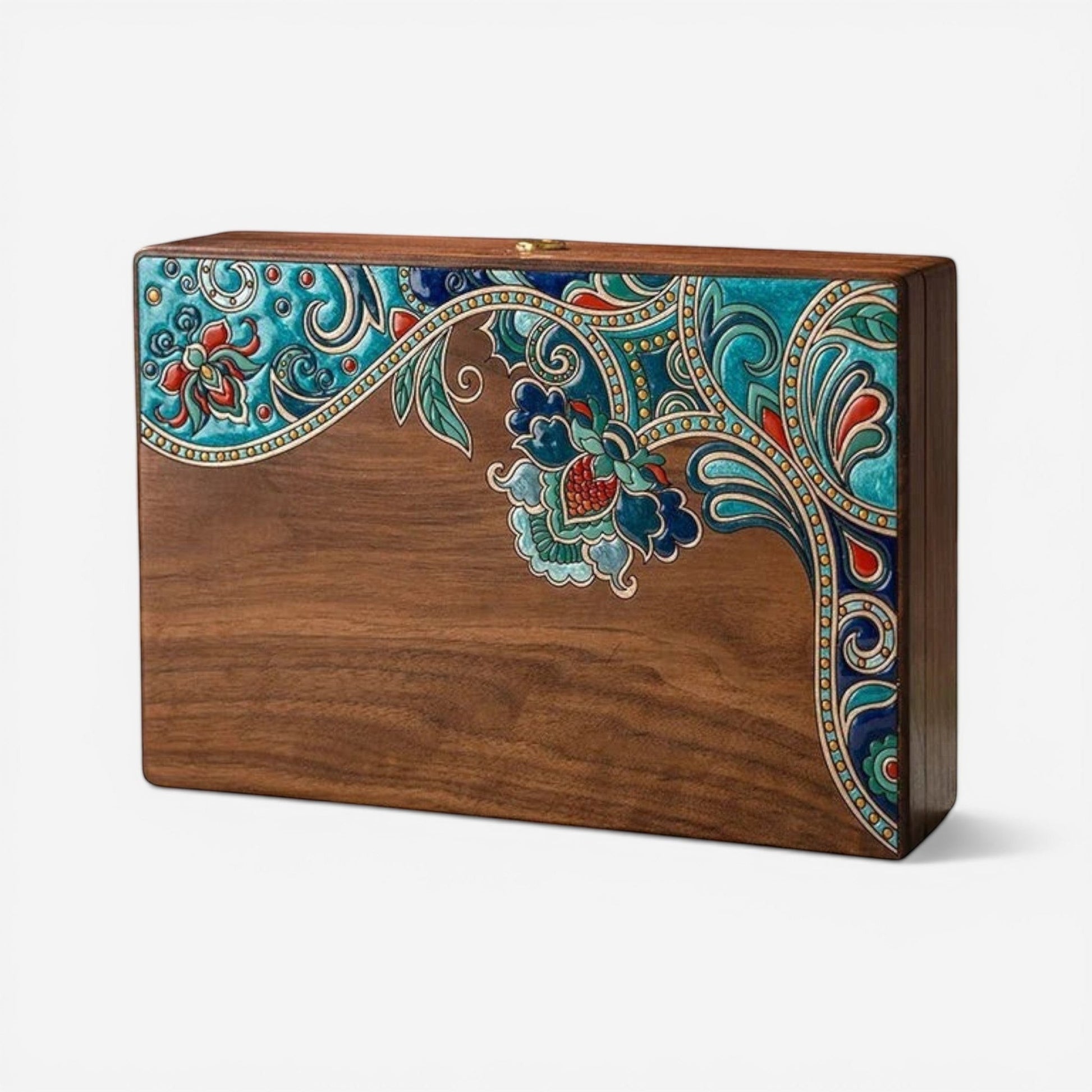 vue de profil d’une boîte à bijoux chinoise en bois avec rangement intérieur