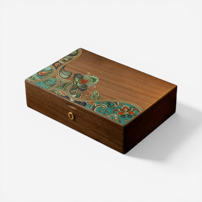 boîte à bijoux chinoise fermée avec design traditionnel décoratif