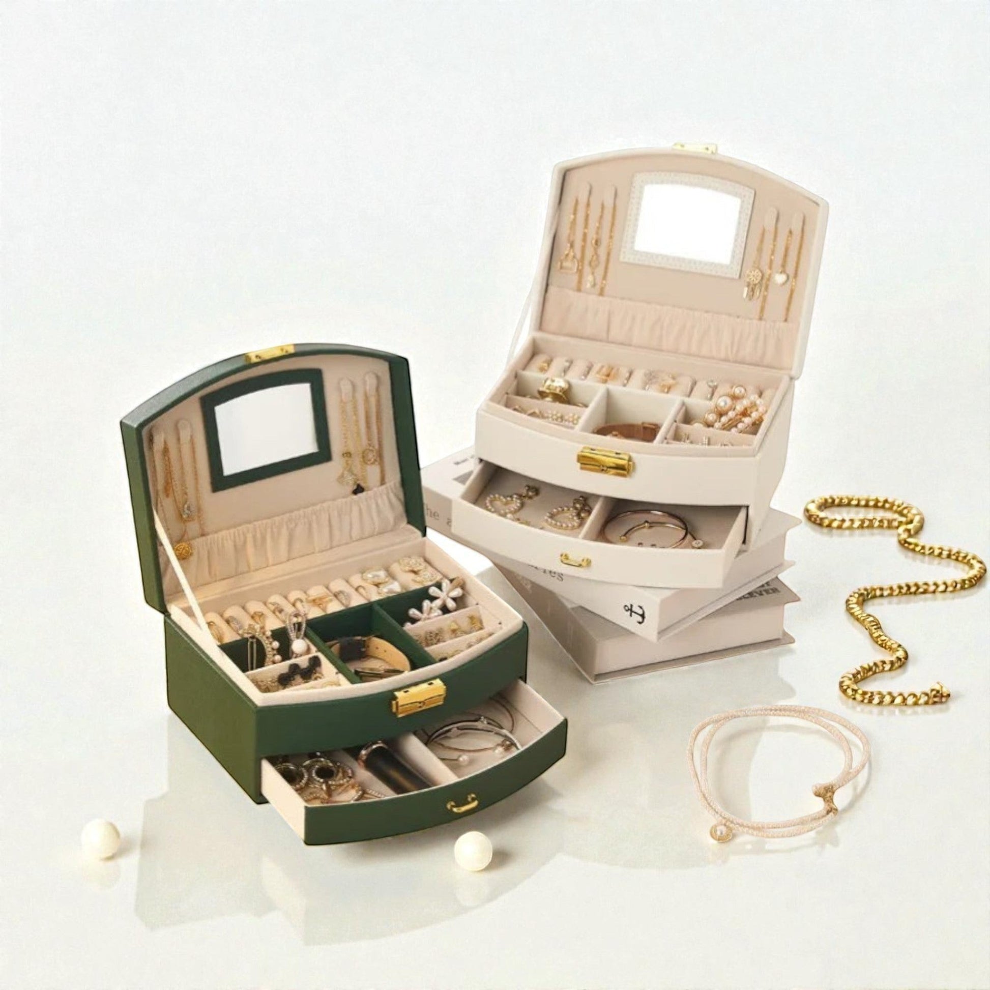 Boîtes à bijoux compactes vertes et blanches avec tiroir et rangement pour accessoires.