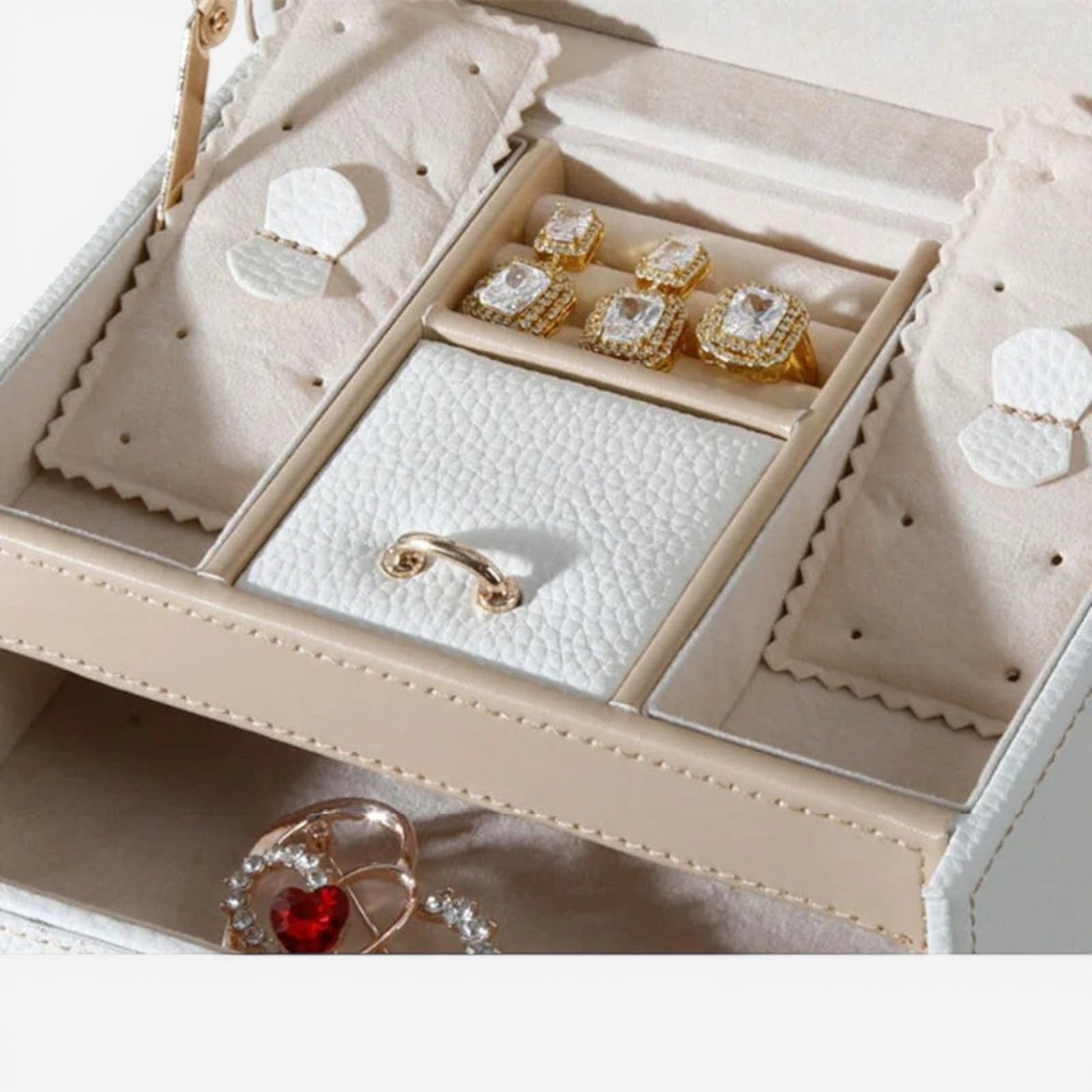 boite a bijoux en cuir avec compartiments multiples pour rangement organise des bijoux
