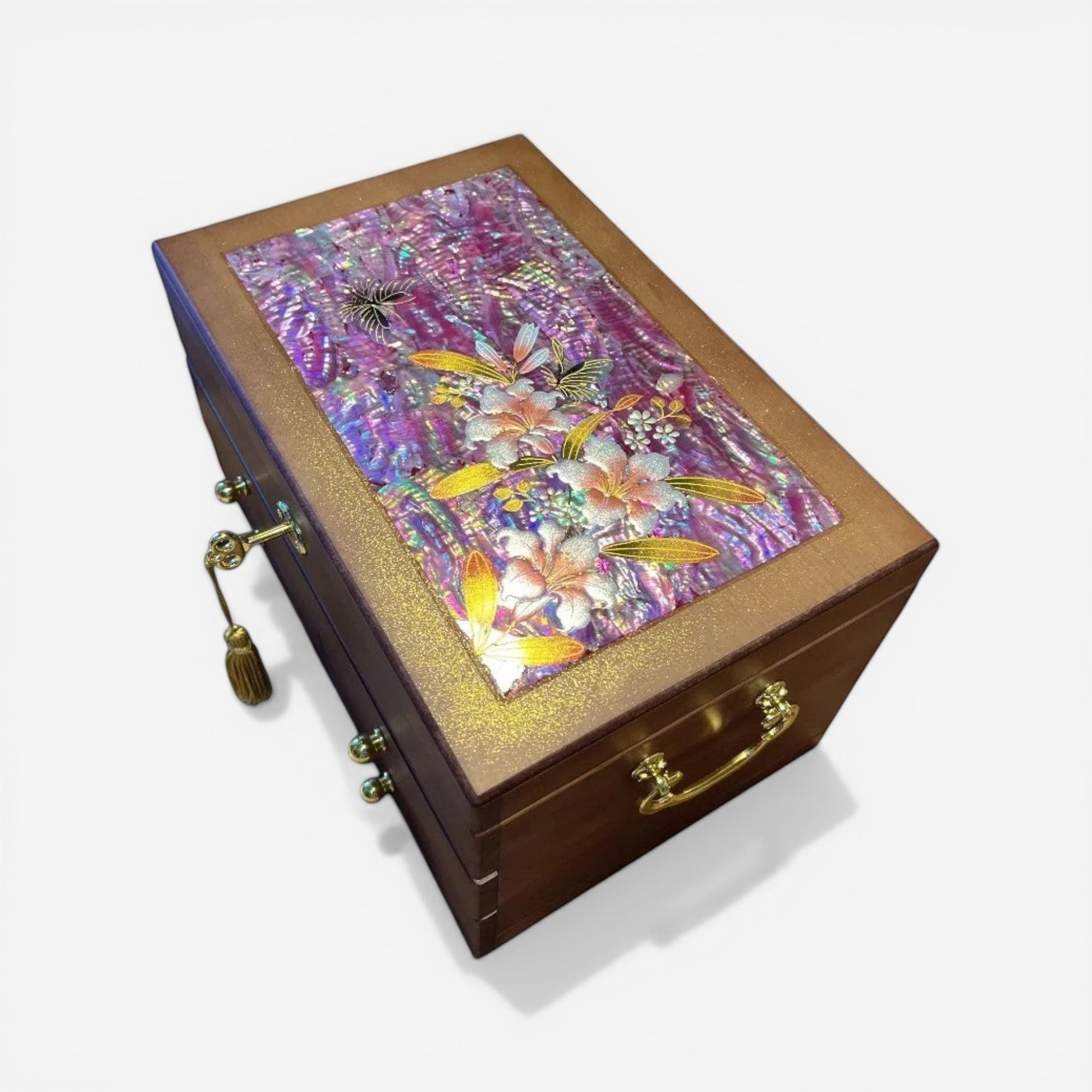Boîte à bijoux en bois massif au style floral vintage, idéale pour une décoration raffinée et authentique.