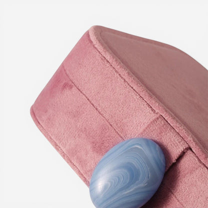 boîte à bijoux nomade en velours rose avec rangement pour accessoires