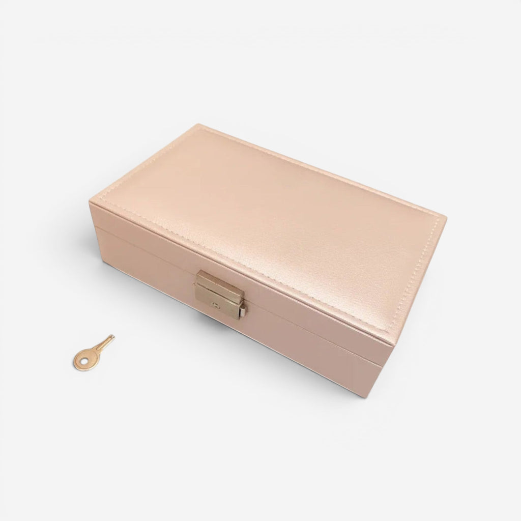 Boîte à bijoux à serrure