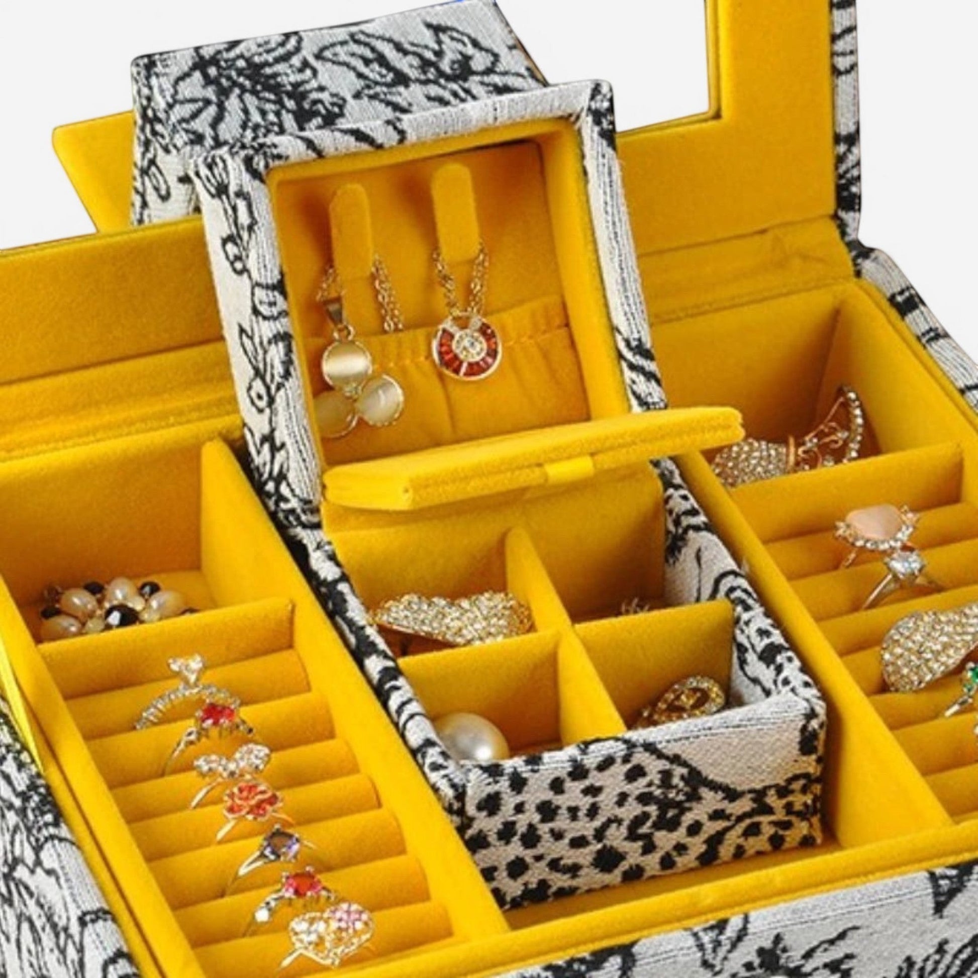 boîte à bijoux rétro en tissu avec plusieurs compartiments pour organiser bijoux