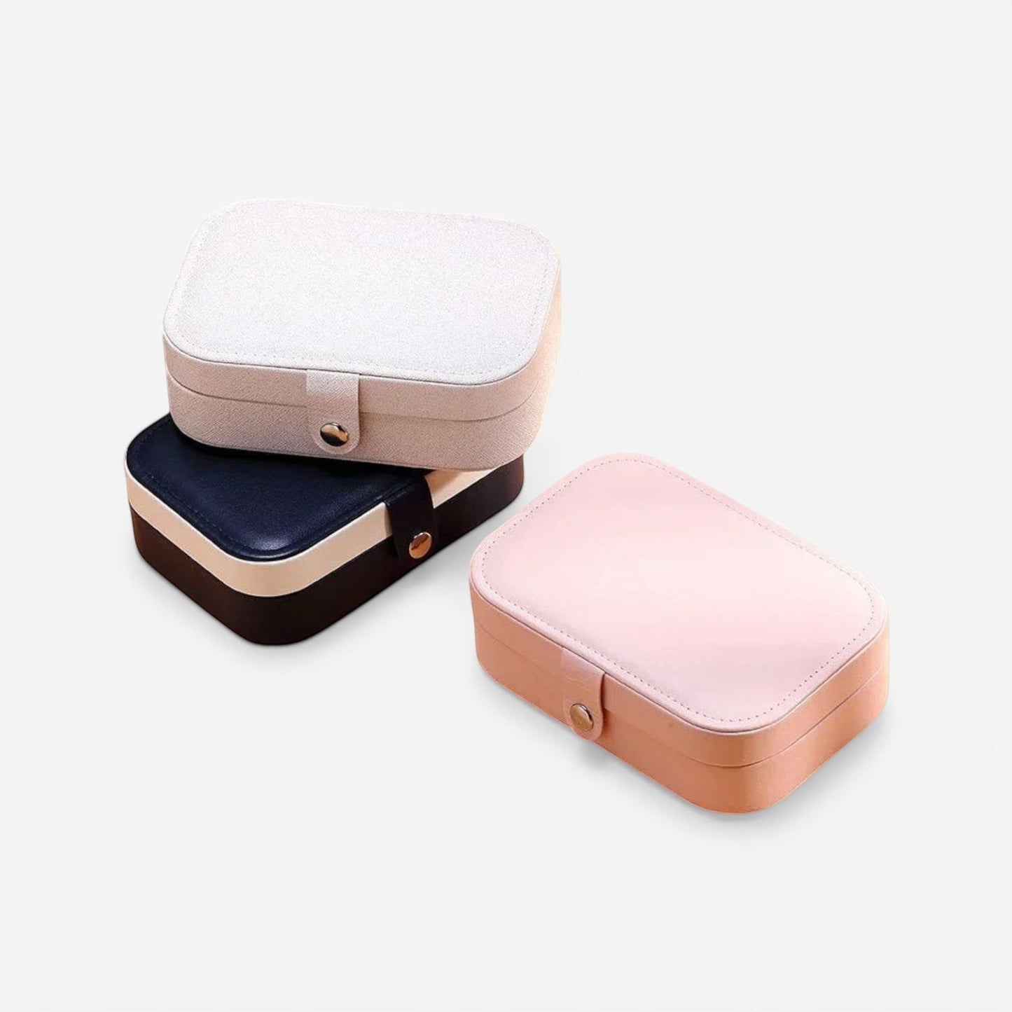 boîte à bijoux compacte en simili cuir avec boutons pour organiser bagues et colliers