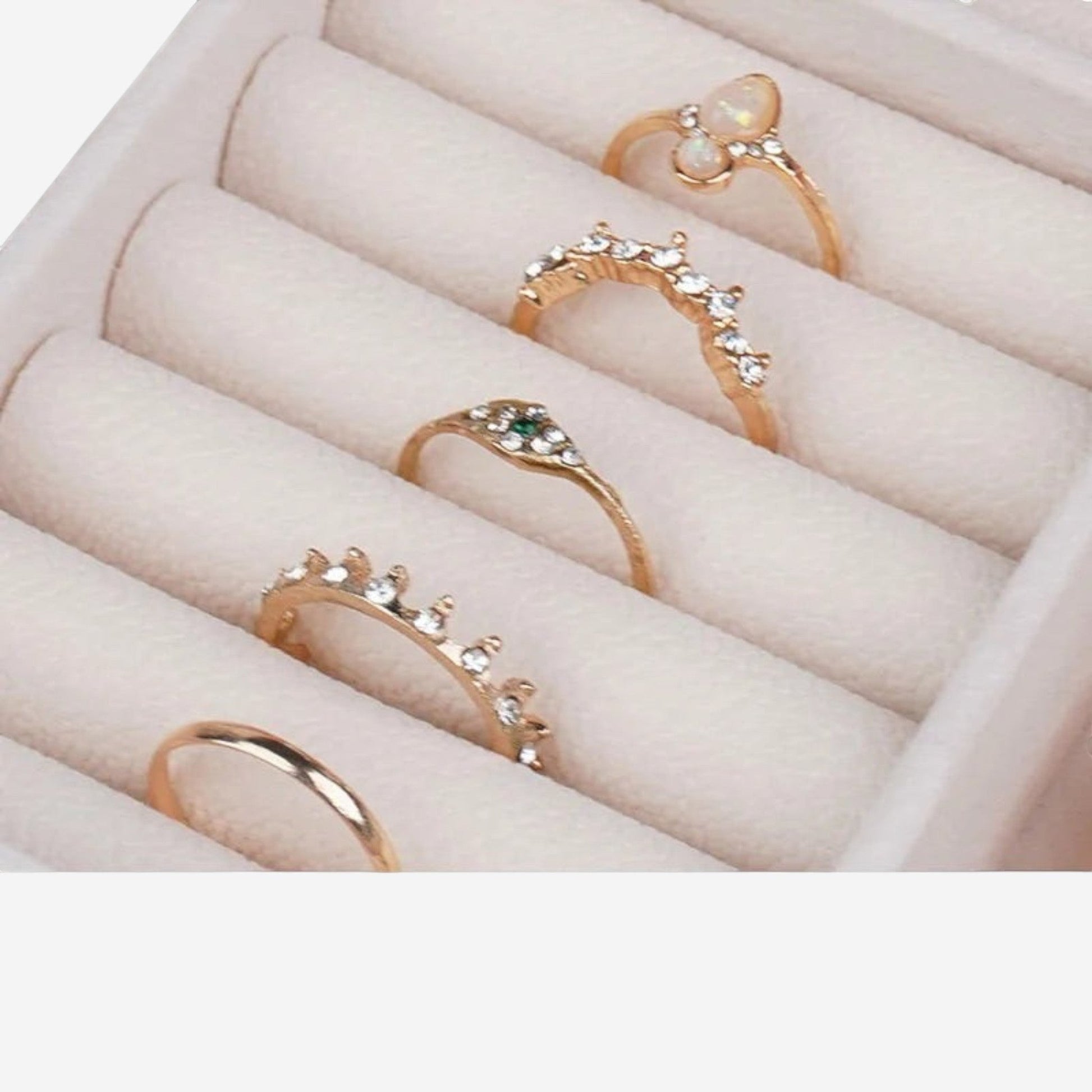 boîte à bijoux en simili cuir avec rangement pour bagues et petits accessoires