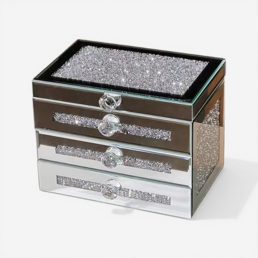Boîte à bijoux strass au design luxueux et brillant, idéale pour ranger vos bijoux avec élégance.