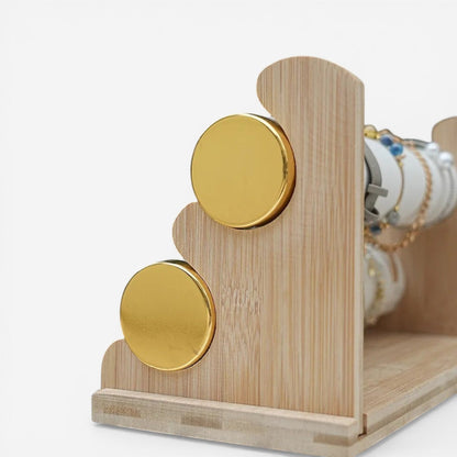 présentoir bijoux en bois design avec structure stable pour organiser accessoires
