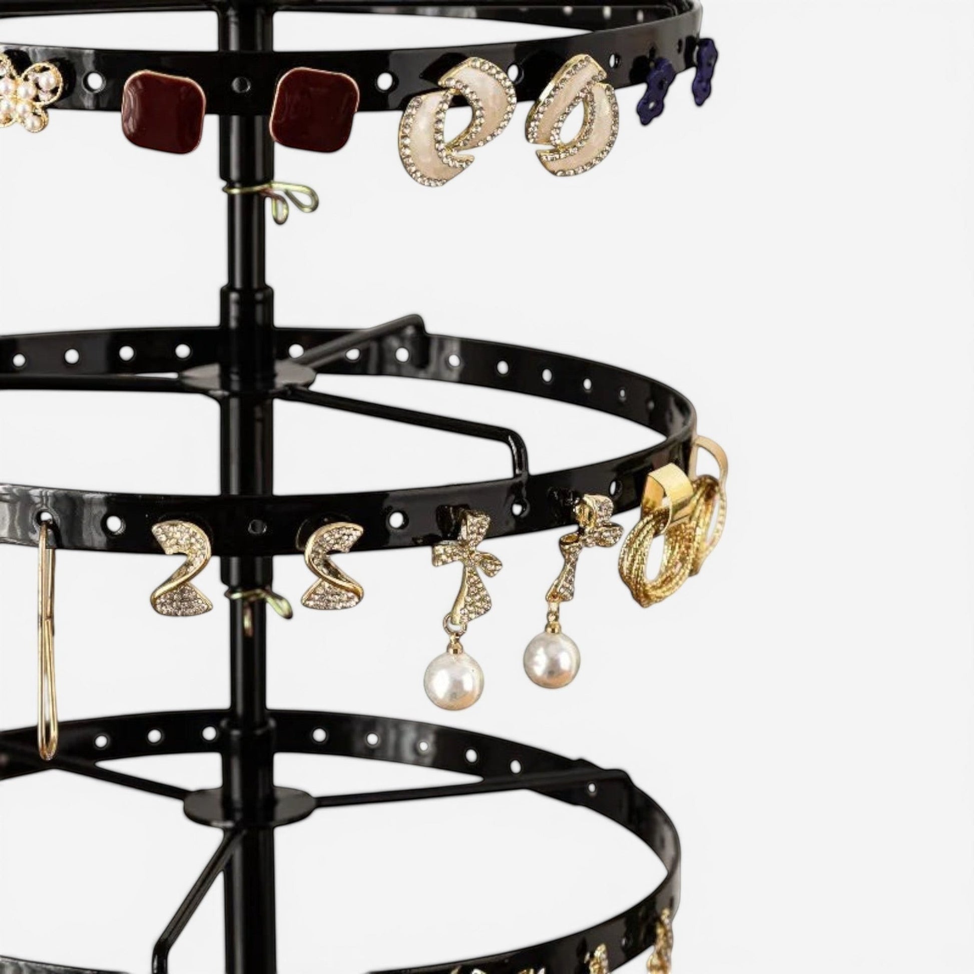 présentoir a bijoux noir design avec supports pour organiser colliers bracelets et accessoires