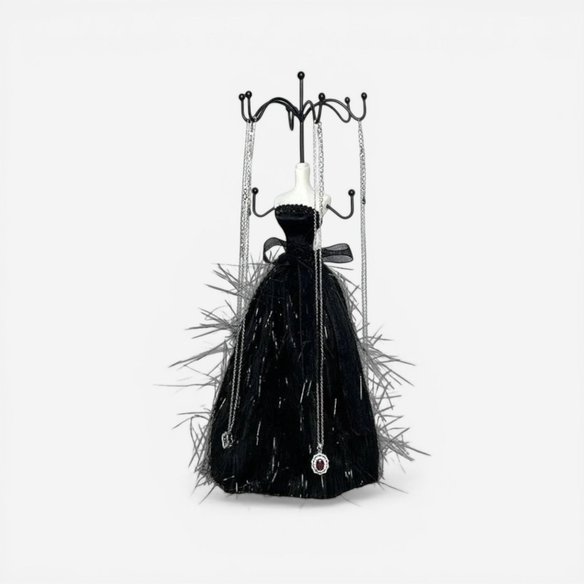 Présentoir à bijoux robe longue élégant, parfait pour organiser colliers et exposer bijoux avec style.